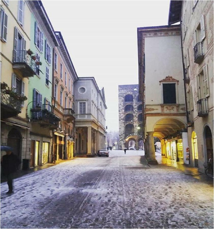 Apartament Le Quinte Del Duomo Como Zewnętrze zdjęcie